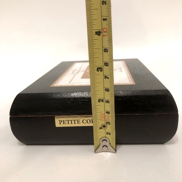 Rocky Patel Petit Corona Wooden Cigar Box - Picture 12 of 16